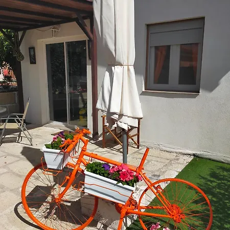 Daita 1 Domek alpejski *